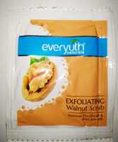EVERRYUTH WALNUT SCRUB 7GM