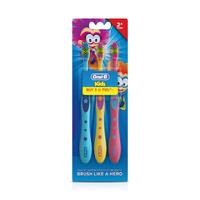 ORAL B KIDS 3 BRUSHES